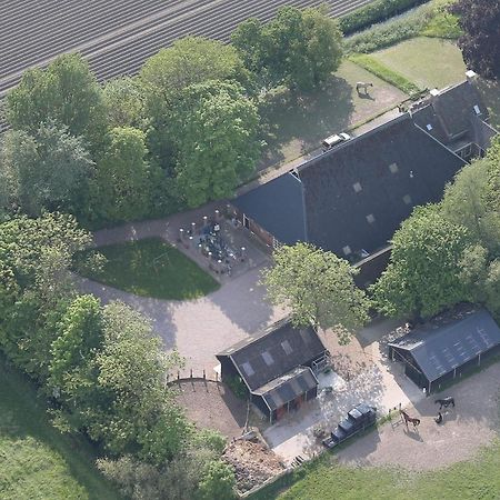 Appartement Met Eigen Sauna En Sport-En Spelruimte Ee Exterior foto